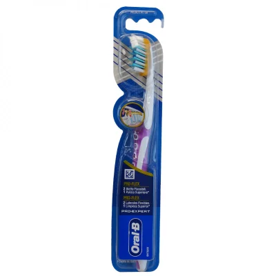 Oral B toothbrush 1 u. Pro-Expert pro-flex medium.