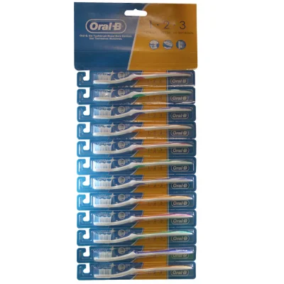 Oral B toothbrush display 12 u. 123 medium.