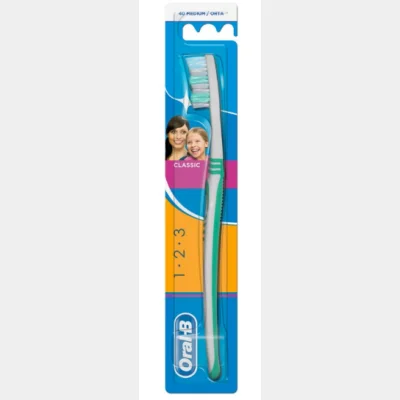 Oral B Classic Toothbrush  1 pcs