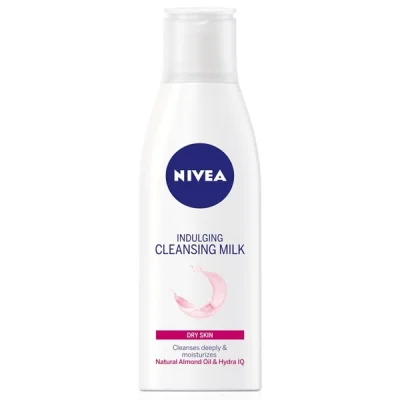 NIVEA CLEANSING FACE MILK 200ml DRY SKIN