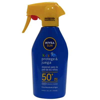 Nivea Sun solar milk spray 300 ml. Kids Protection 50 protects & play.