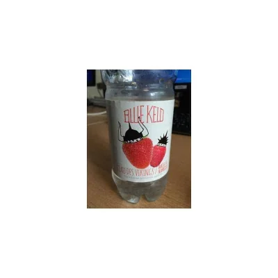 BLUE KELD Strawberry/Raspberry Flavoured Water 0,5L