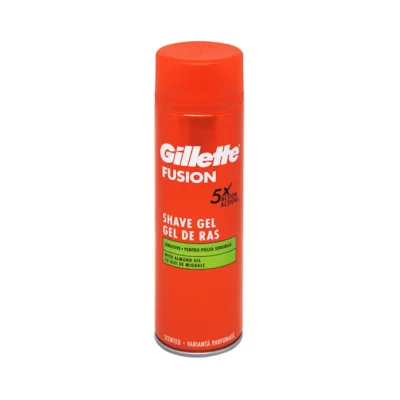 shaving gel GILLETTE fusion 5 with almond milk 200ml - ultra sensitive