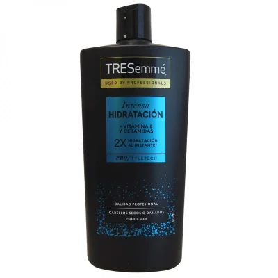 Tresemme shampoo 685 ml. Intense hydration, vitamin E & ceramides.