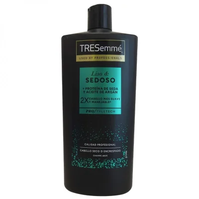 Tresemme shampoo 685 ml. Smooth & silky.