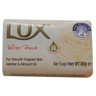 Lux bar soap 80 gr. Velvet touch.